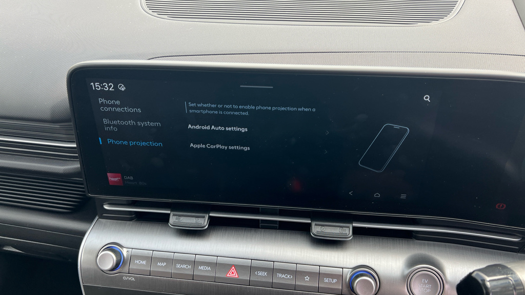 Hyundai Kona Hatchback Silver #24