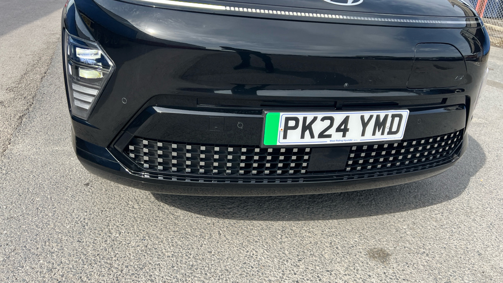 Hyundai Kona Hatchback Silver #17