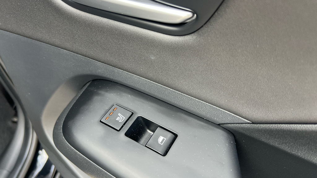 Hyundai Kona Hatchback Silver #35