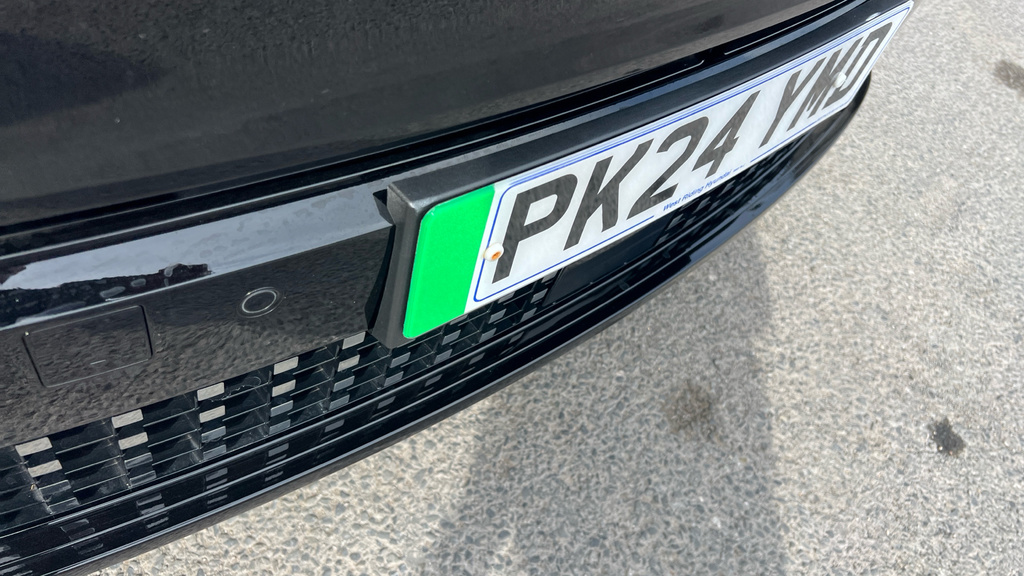 Hyundai Kona Hatchback Silver #10