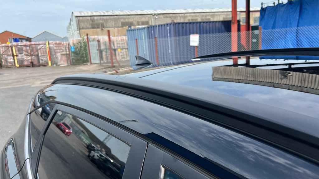 Hyundai Kona Hatchback Silver #12