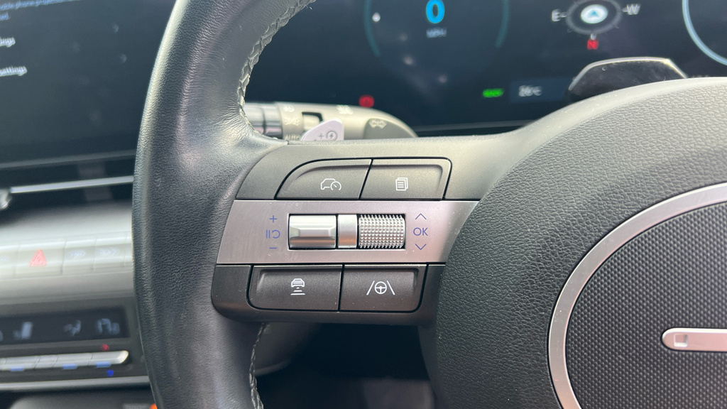 Hyundai Kona Hatchback Silver #22