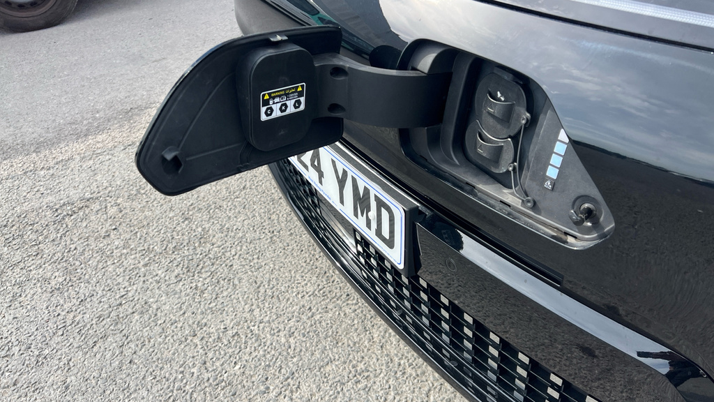 Hyundai Kona Hatchback Silver #11