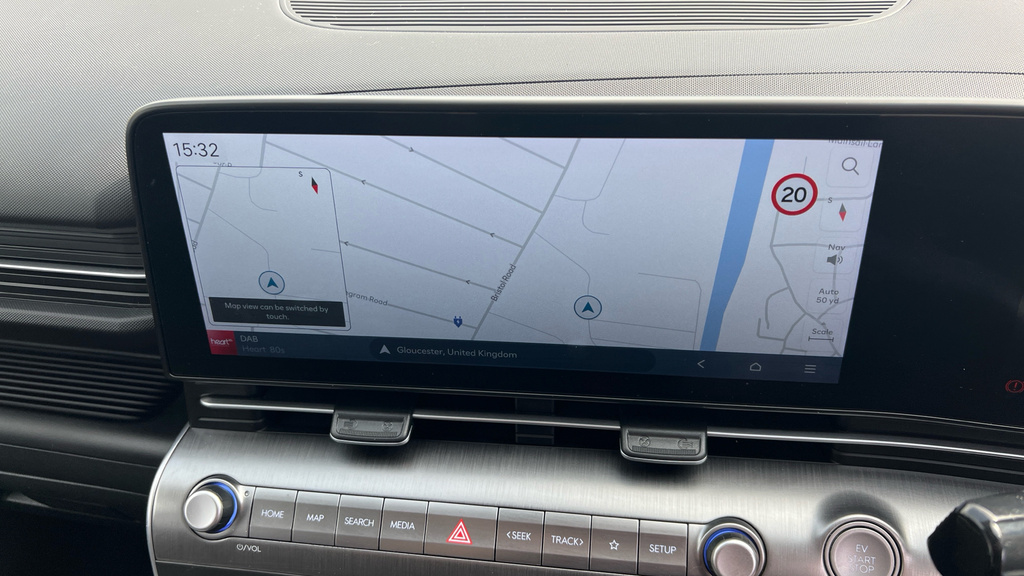 Hyundai Kona Hatchback Silver #25