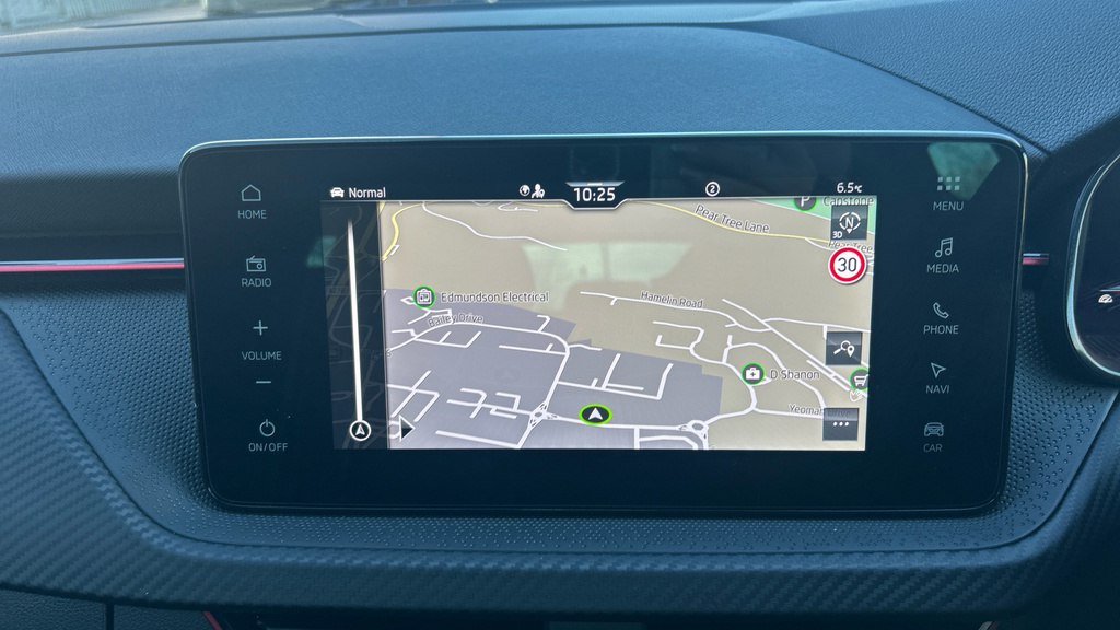 Skoda Scala Se White #14