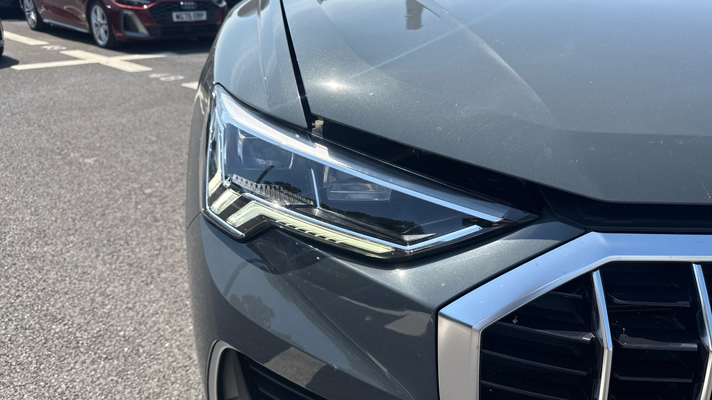 Audi Q3 45 Tfsi E Technik S Tronic White #38