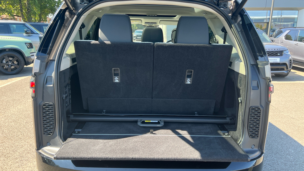 Land Rover Discovery D350 Dynamic Hse Eiger Grey Grey #14