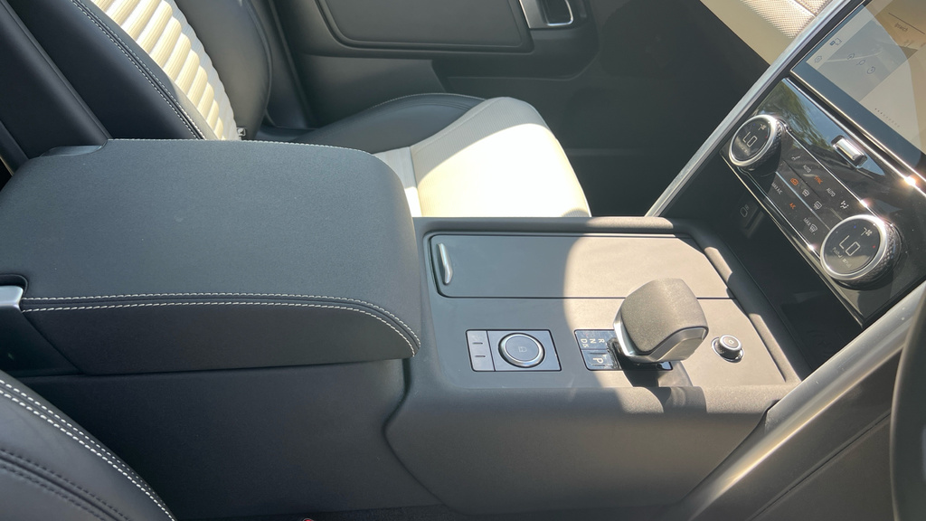 Land Rover Discovery D350 Dynamic Hse Eiger Grey Grey #35