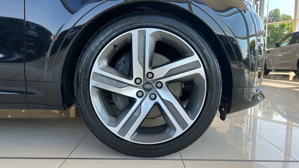 Land Rover Discovery Dynamic Se Red #22