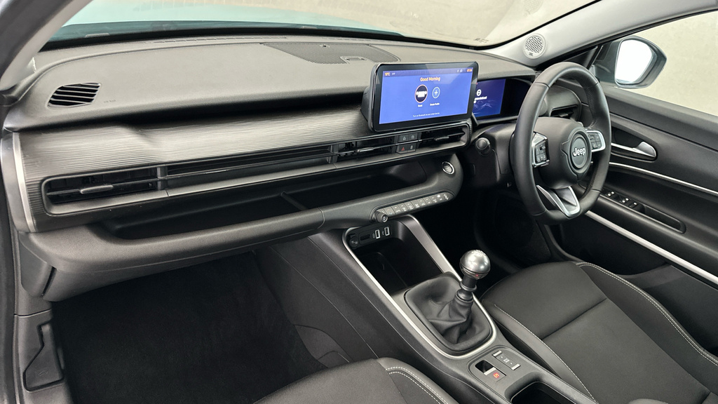 Jeep Avenger 1.2 E-hybrid Mhev Summit E-dct Infotainment Pa Black #12