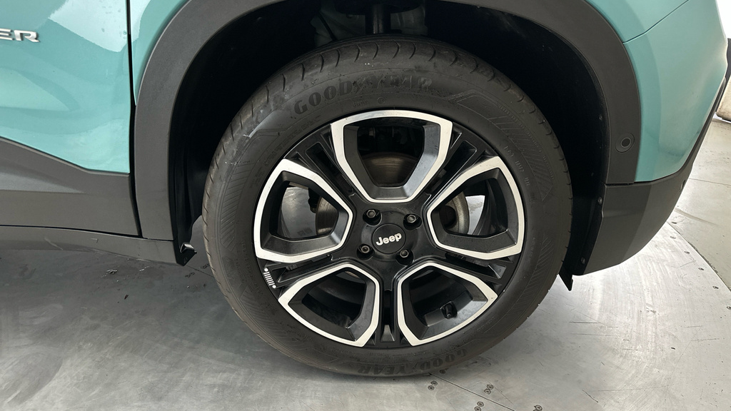 Jeep Avenger 1.2 E-hybrid Mhev Summit E-dct Infotainment Pa Black #26