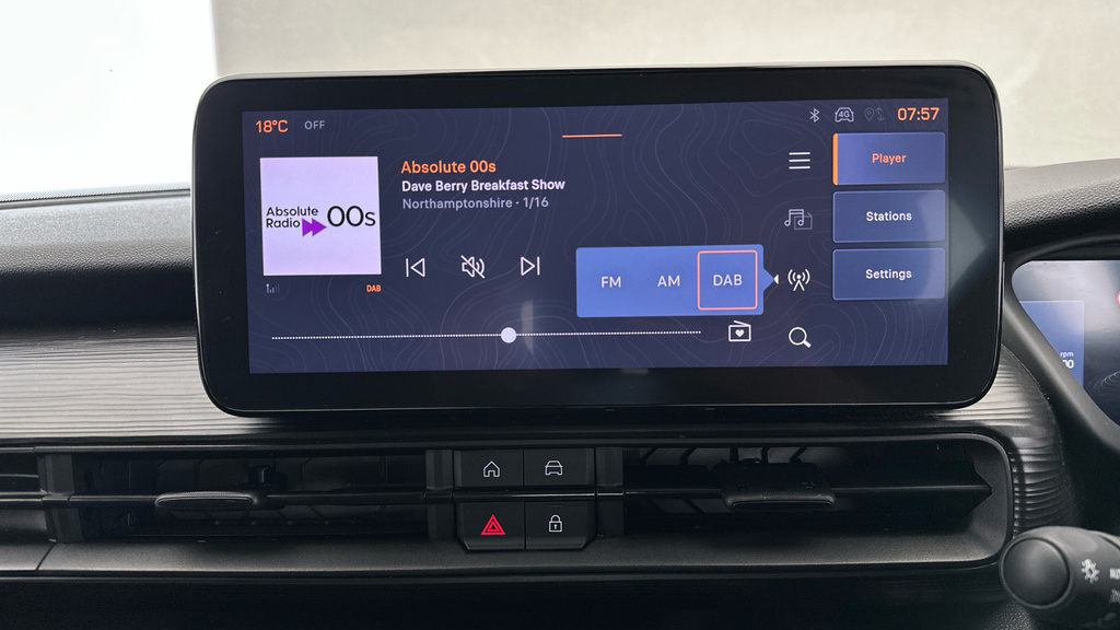 Jeep Avenger 1.2 E-hybrid Mhev Summit E-dct Infotainment Pa Black #17