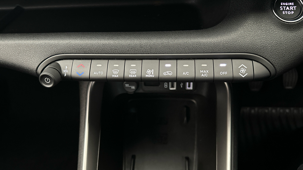 Jeep Avenger 1.2 E-hybrid Mhev Summit E-dct Infotainment Pa Black #15