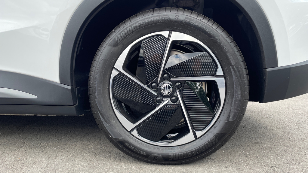 MG MGS5 170Kw Se Ev Long Range 64Kwh Grey #33