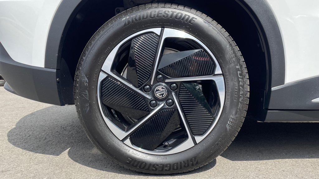 MG MGS5 170Kw Se Ev Long Range 64Kwh Grey #34