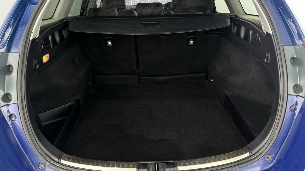 Toyota Auris Icon Tech White #22