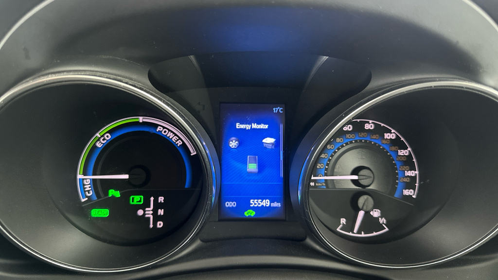 Toyota Auris Icon Tech White #20