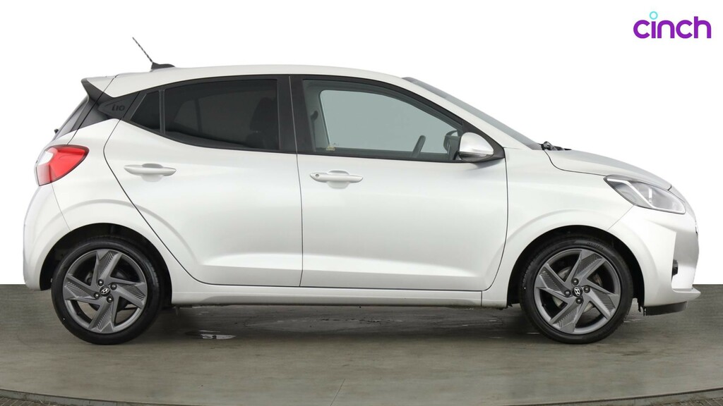 Hyundai I10 Hatchback Black #2
