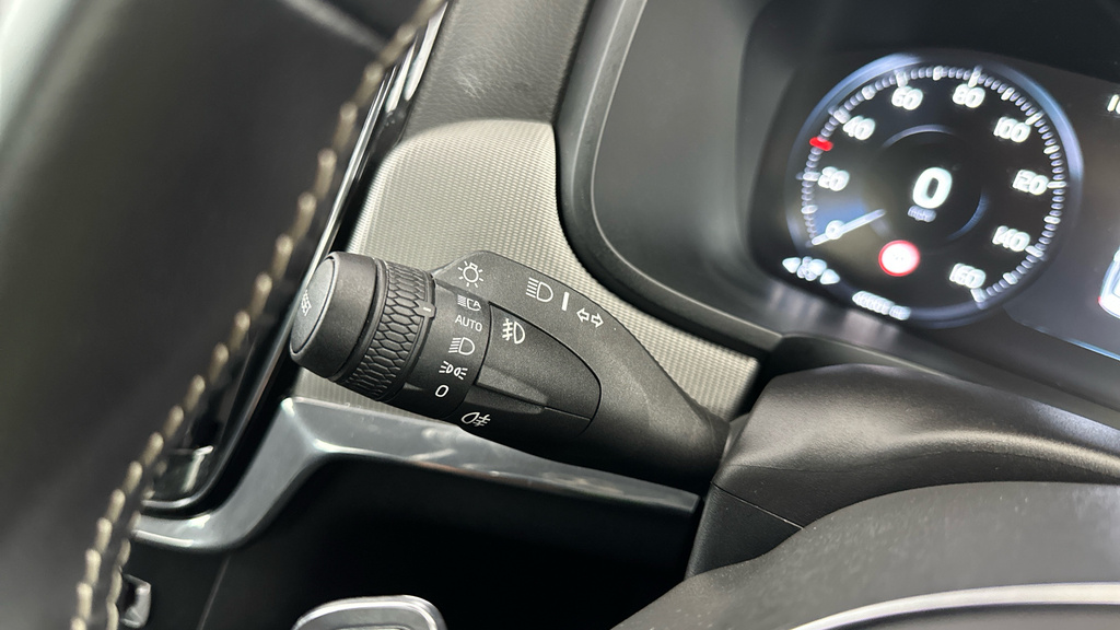 Volvo S90 Saloon Blue #14