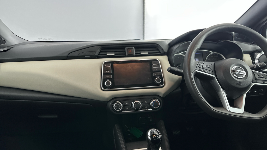 Nissan Micra Acenta White #12