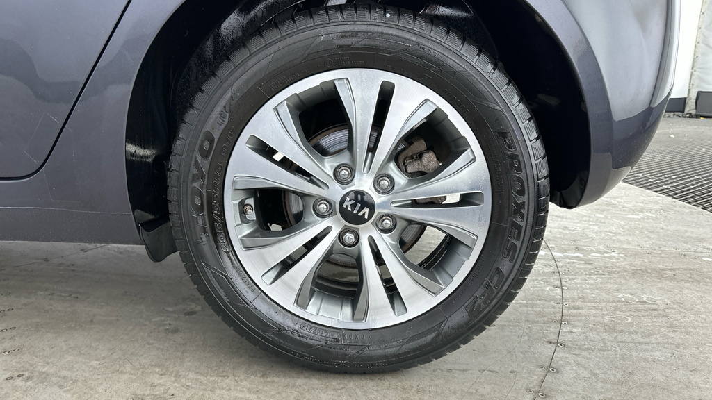 Kia Venga Mpv Silver #24