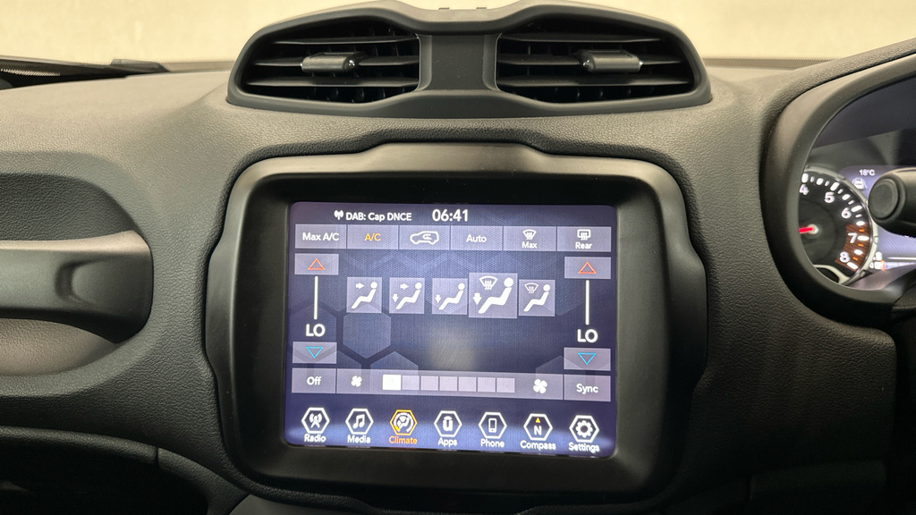 Jeep Renegade S 4Xe White #13
