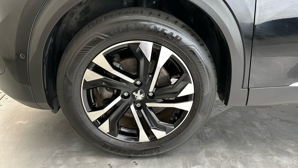 Peugeot e-2008 Gt Grey #26