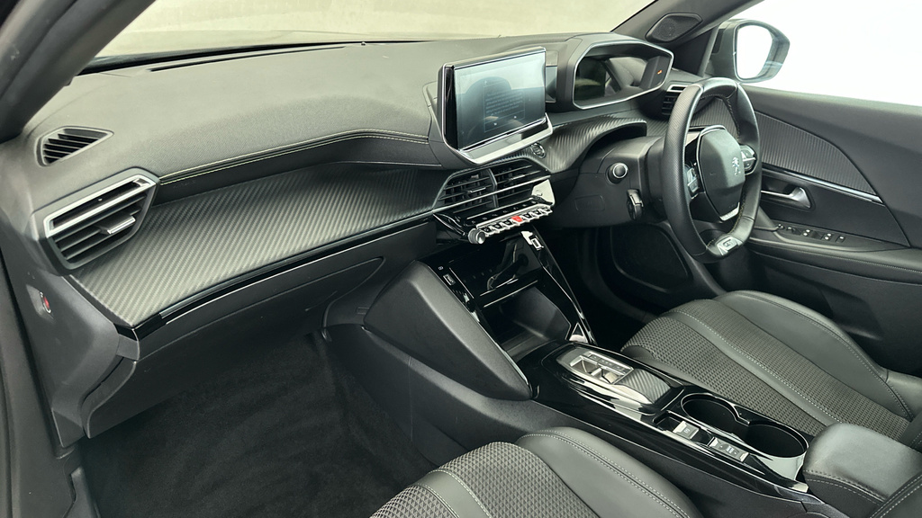 Peugeot e-2008 Gt Grey #14