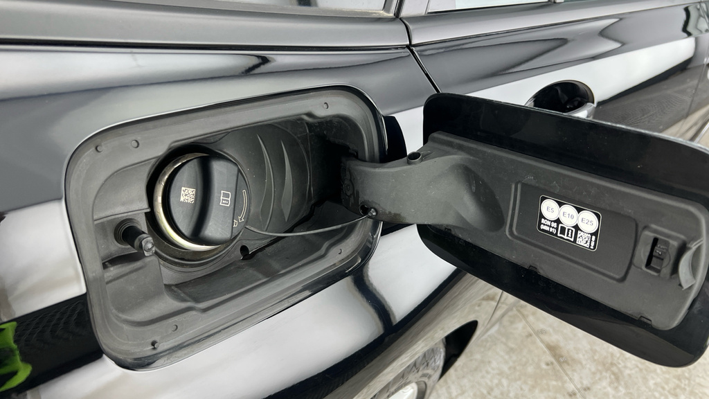 BMW 3 Series 330E Se Pro Step Grey #32