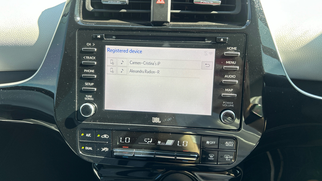 Toyota Prius+ Excel Red #18