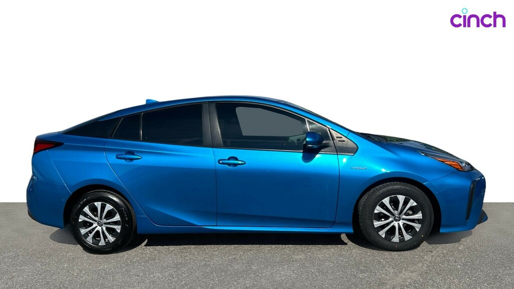 Toyota Prius+ Excel Red #2
