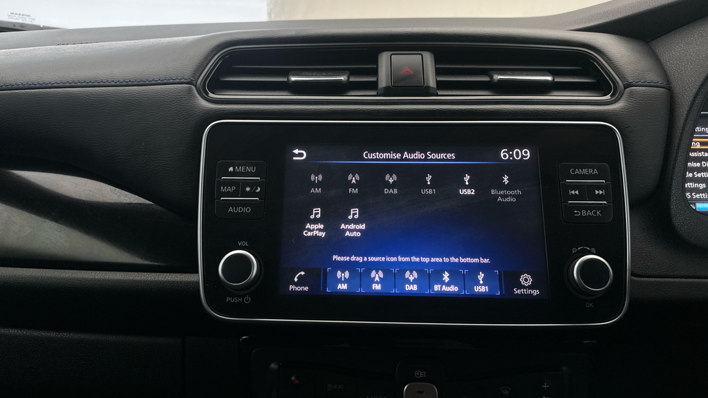Nissan Leaf 39Kwh Tekna Hatchback Blue #21