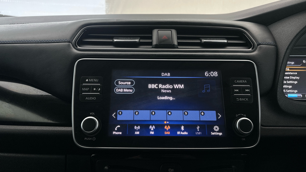 Nissan Leaf 39Kwh Tekna Hatchback Blue #20