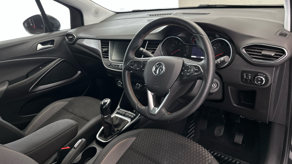 Vauxhall Crossland X Se Ss Red #11
