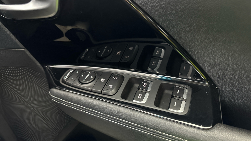 Kia e-Niro 64Kwh 4 Black #13