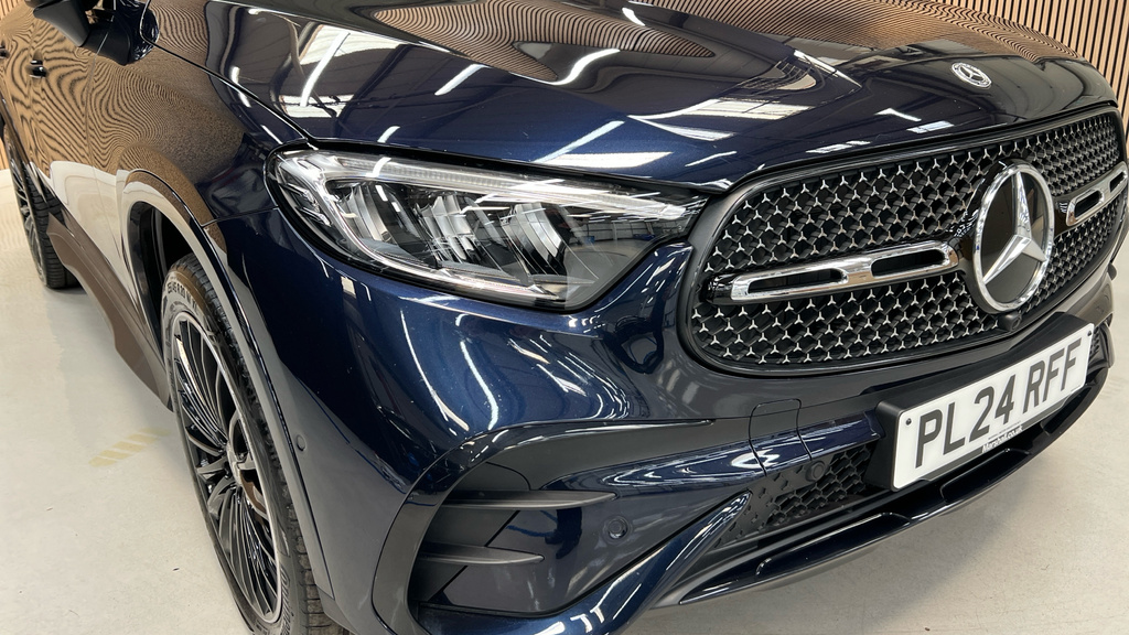 Mercedes-Benz GLC Class Suv White #28