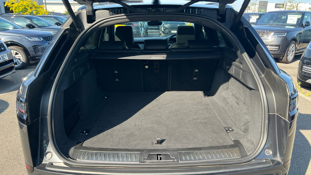 Land Rover Range Rover Velar Dynamic Se Red #14