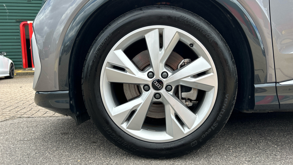 Audi Q4 E Tron 210Kw 45 82Kwh S Line Leathertech Pack Blue #21