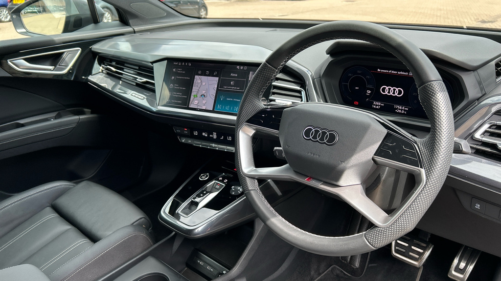 Audi Q4 E Tron 210Kw 45 82Kwh S Line Leathertech Pack Blue #9