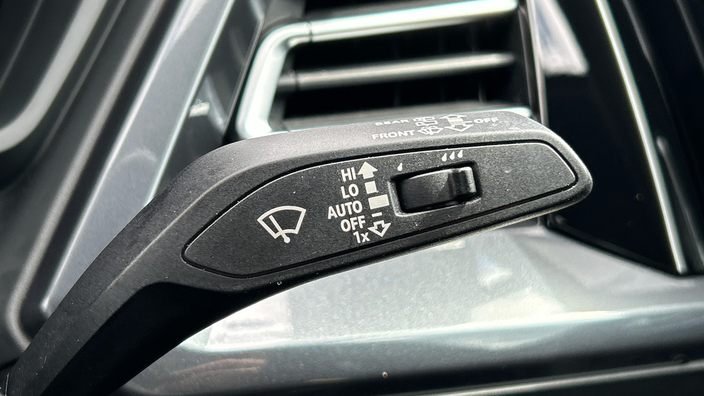 Audi Q4 E Tron 210Kw 45 82Kwh S Line Leathertech Pack Blue #36