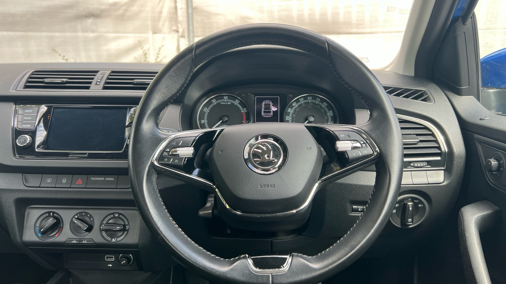 Skoda Fabia Se Black #32