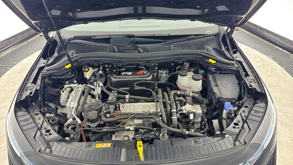 Mercedes-Benz EQA Suv Black #16