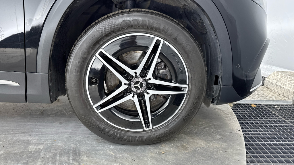 Mercedes-Benz EQA Suv Black #18