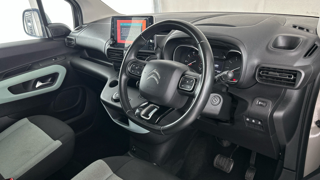 Citroen Berlingo White #12