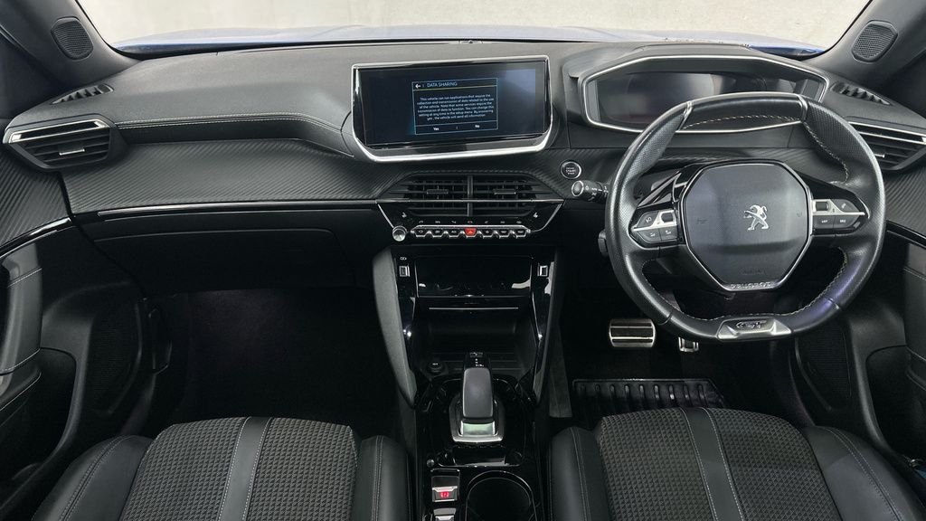Peugeot e-2008 Gt Line Blue #17