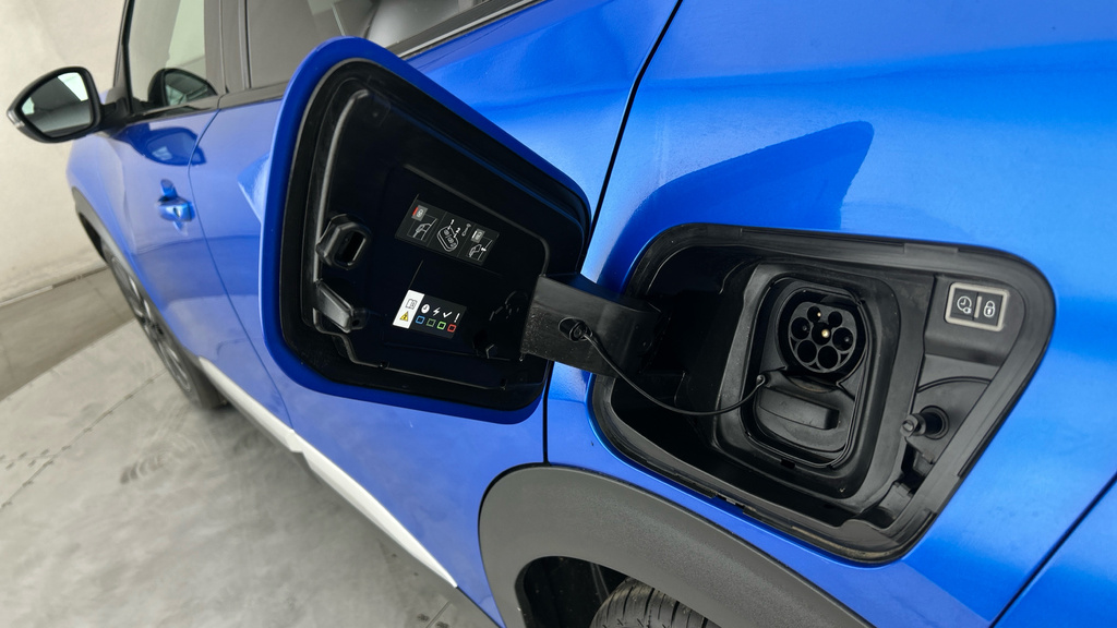 Peugeot e-2008 Gt Line Blue #30