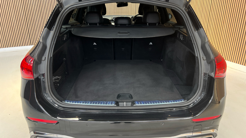 Mercedes-Benz C Class Amg Line Blue #19