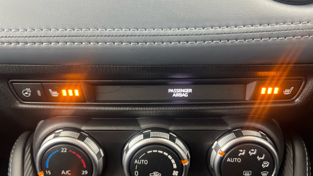 Mazda 2 1.5 Skyactiv G Sport Nav Red #13