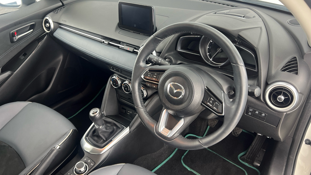 Mazda 2 1.5 Skyactiv G Sport Nav Red #9