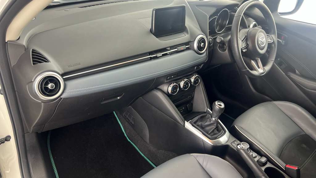Mazda 2 1.5 Skyactiv G Sport Nav Red #10